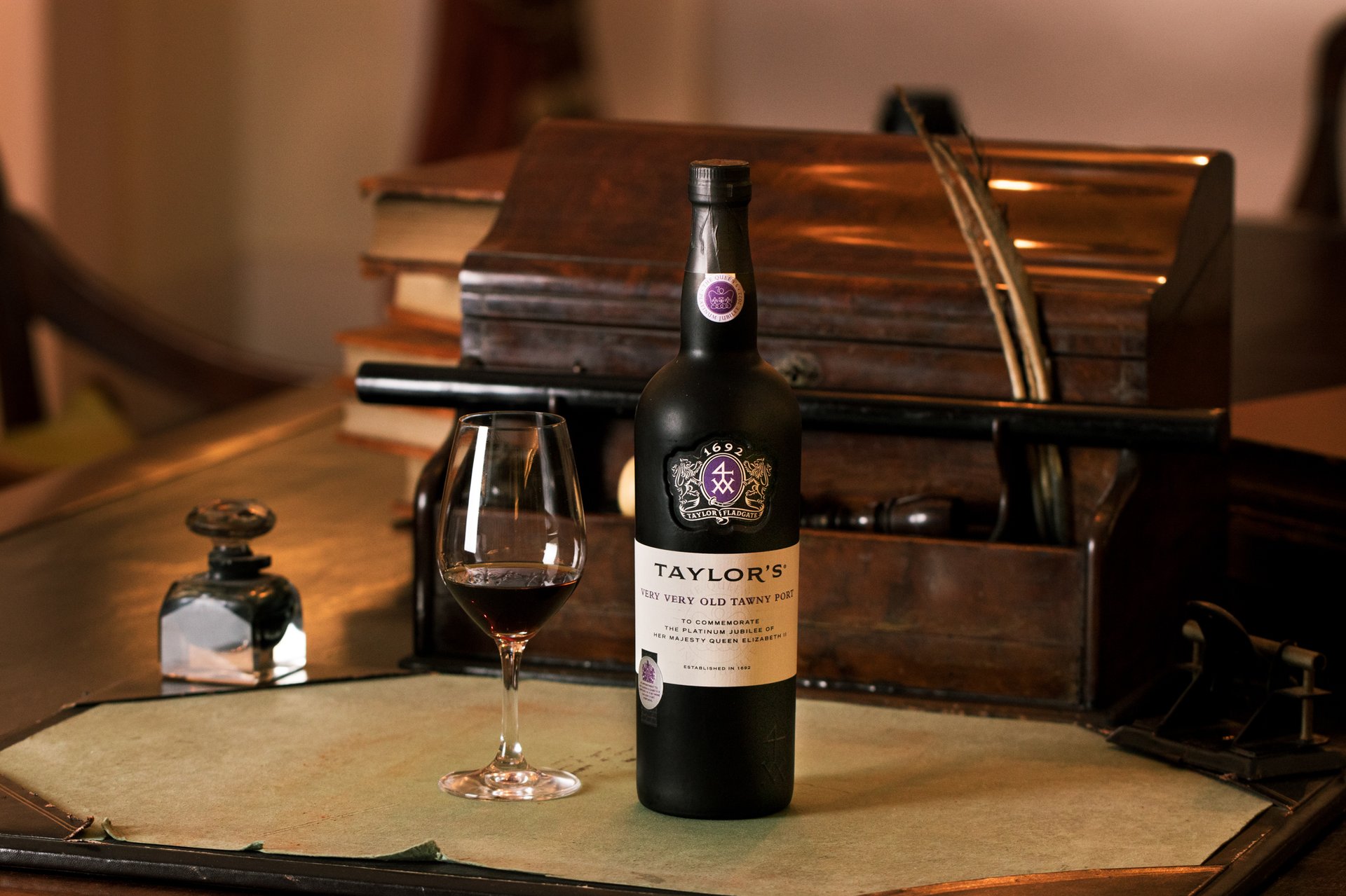 Taylor's Very Very Old Tawny - Platinum Jubilee