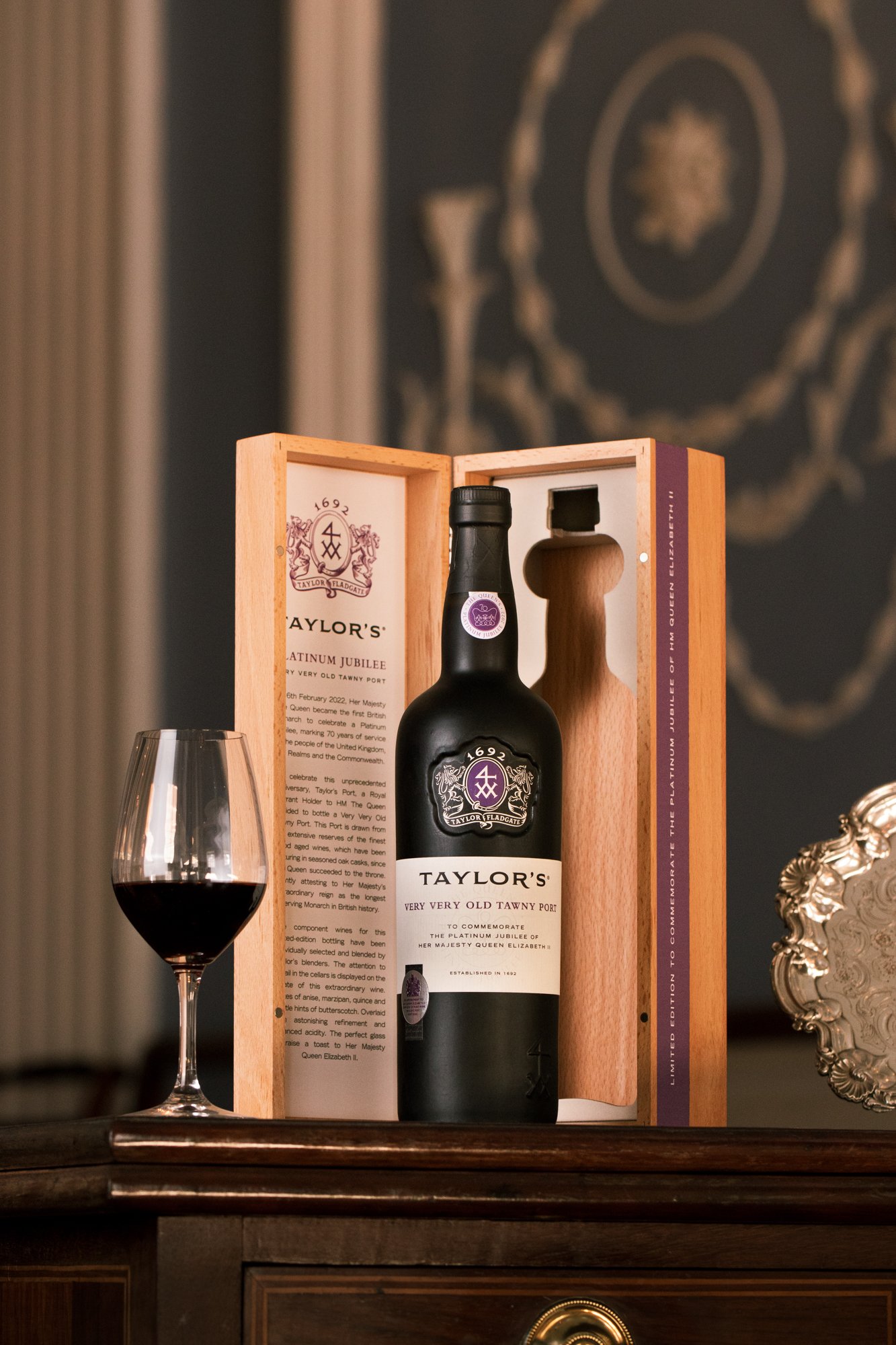 Taylor's Very Very Old Tawny - Platinum Jubilee