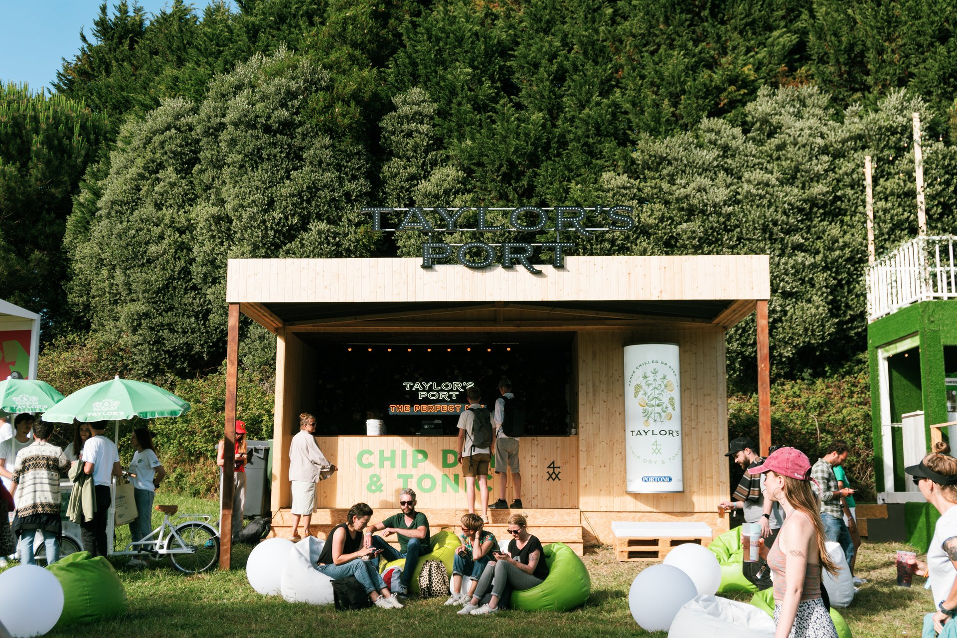 Taylor's Chip Dry & Tonic