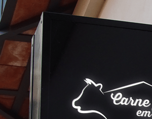 Identidade Visual Carne em Casa